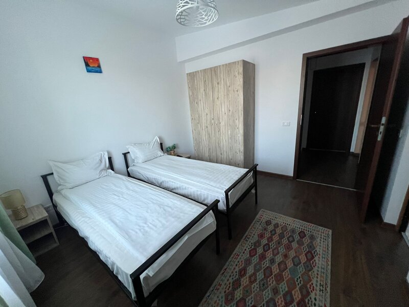 vila stil medit./5cam/150mp util+gradina+2parcari/20min metrou Leonida